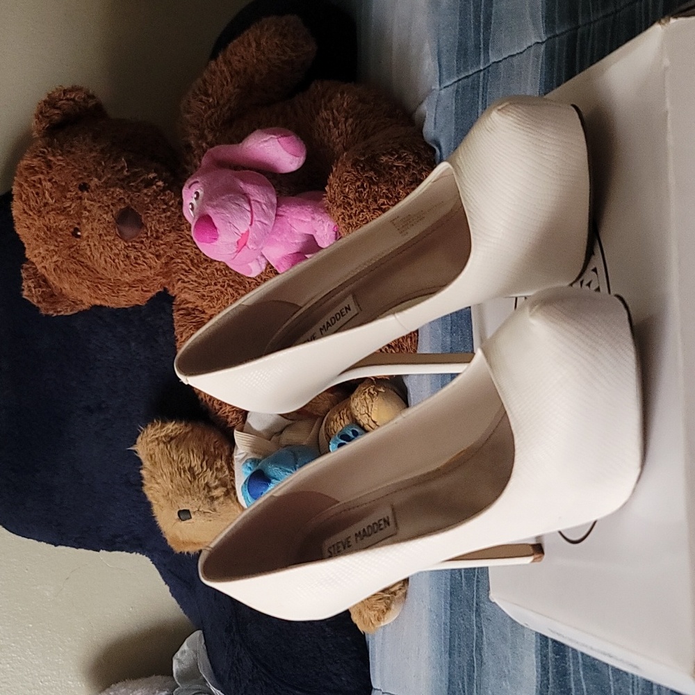 5in High Heel shoes  Nala white snake